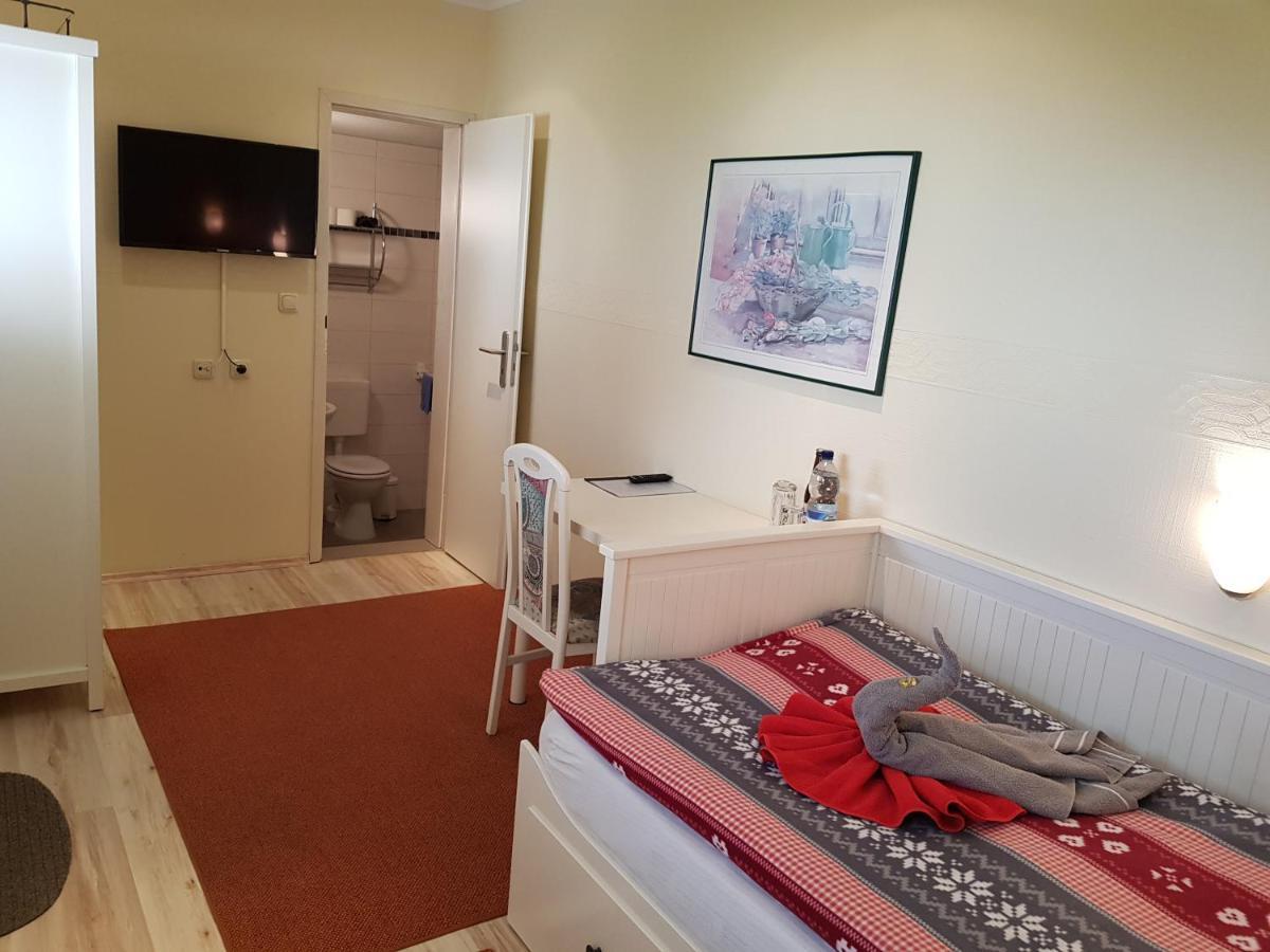 Landhotel Pathes Hof Volkenshagen Extérieur photo