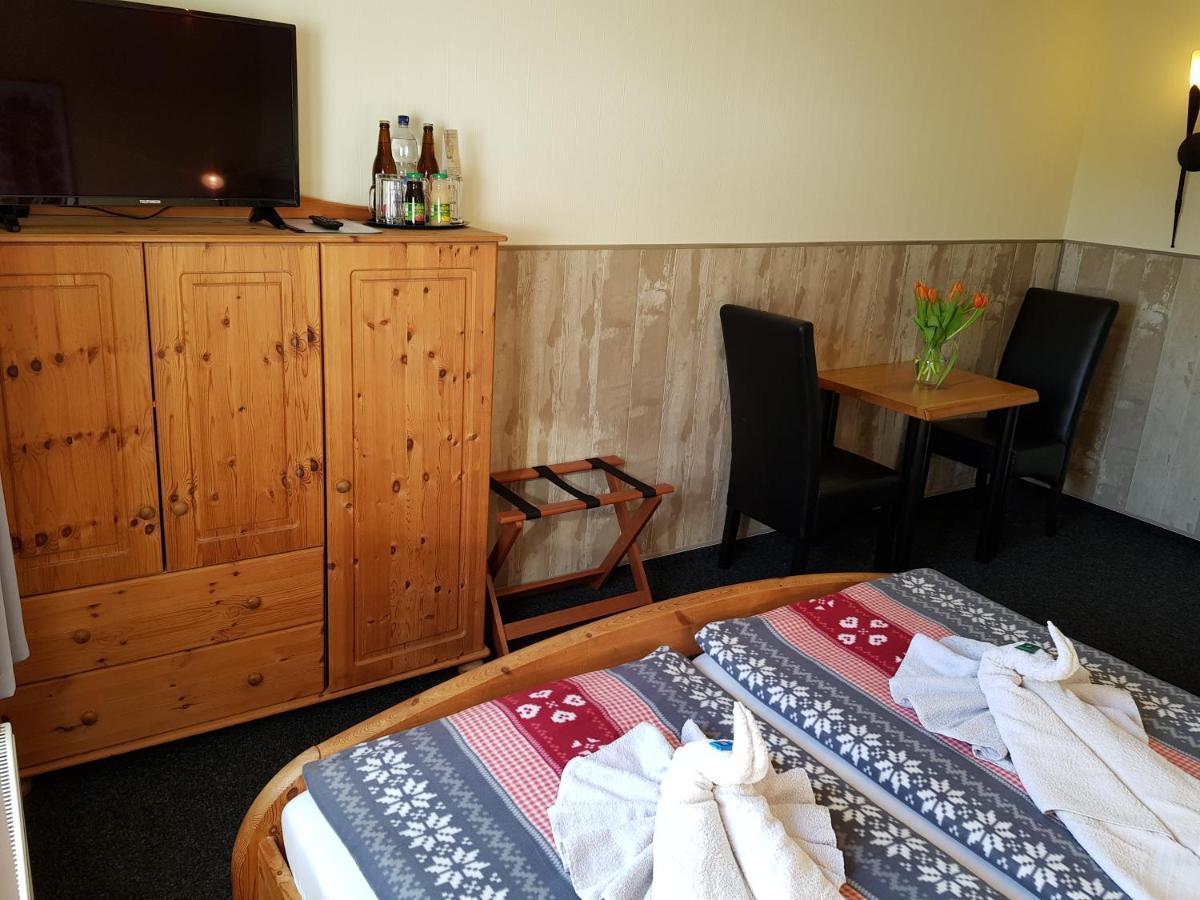 Landhotel Pathes Hof Volkenshagen Extérieur photo